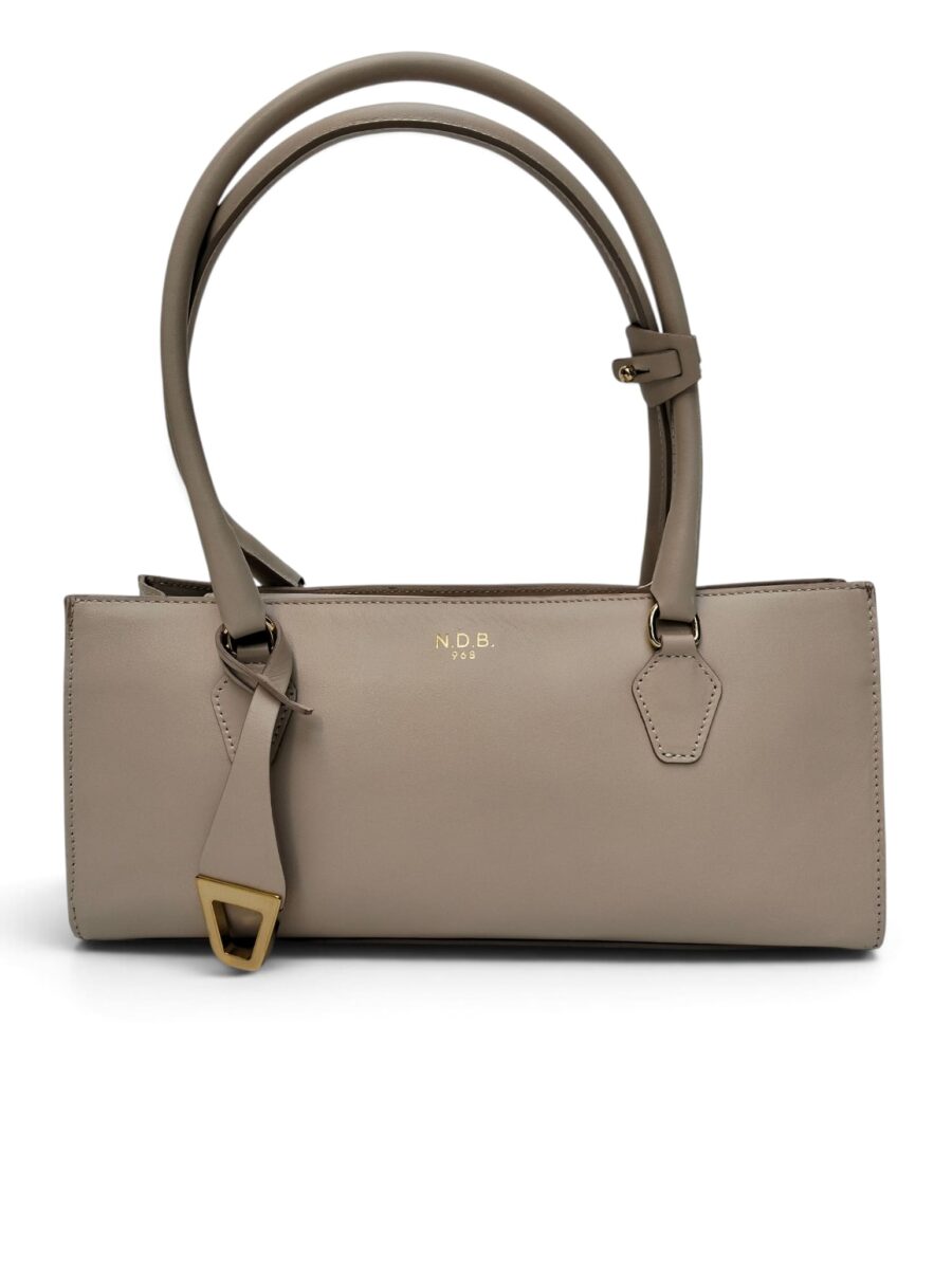 CHARLOTTE borsa a spalla pelle Firenze col. nero n d b disponibile nei colori NERO, BEIGE e BORDEAUX