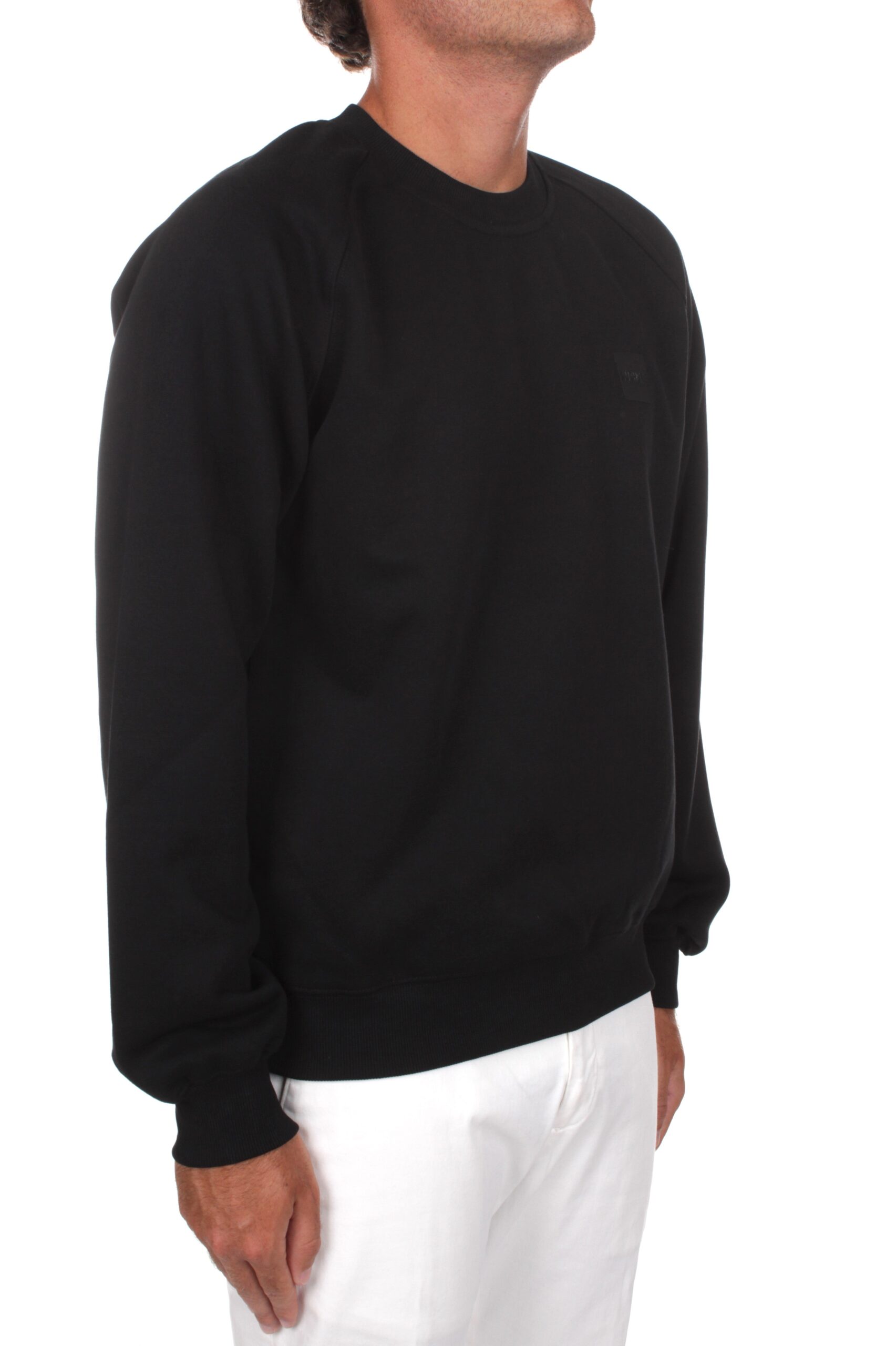 Felpa girocollo nera outhere Shale con maniche raglan e logo tono su tono sul petto