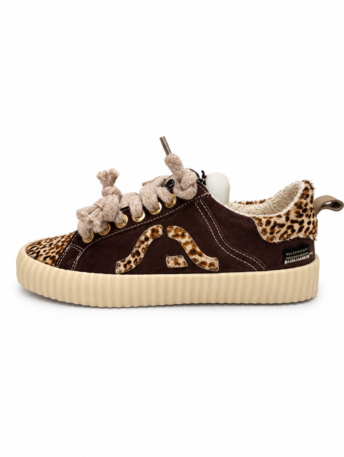 Sneakers SPRINGA modello Wavy fur suede marrone con dettagli animalier e suola crema rigata