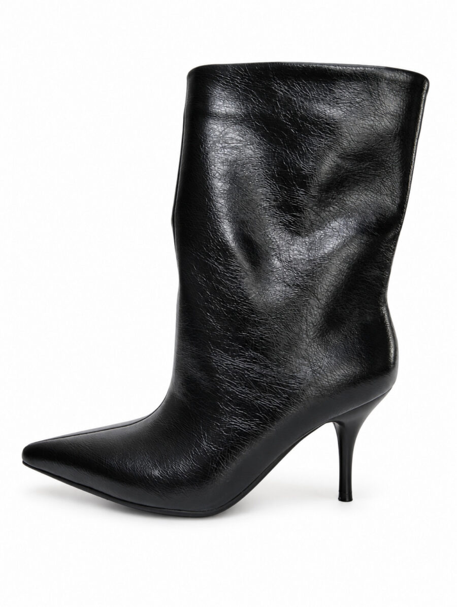 Stivale nero Unuk di TWENTYFOURHAITCH con punta affusolata e tacco a stiletto